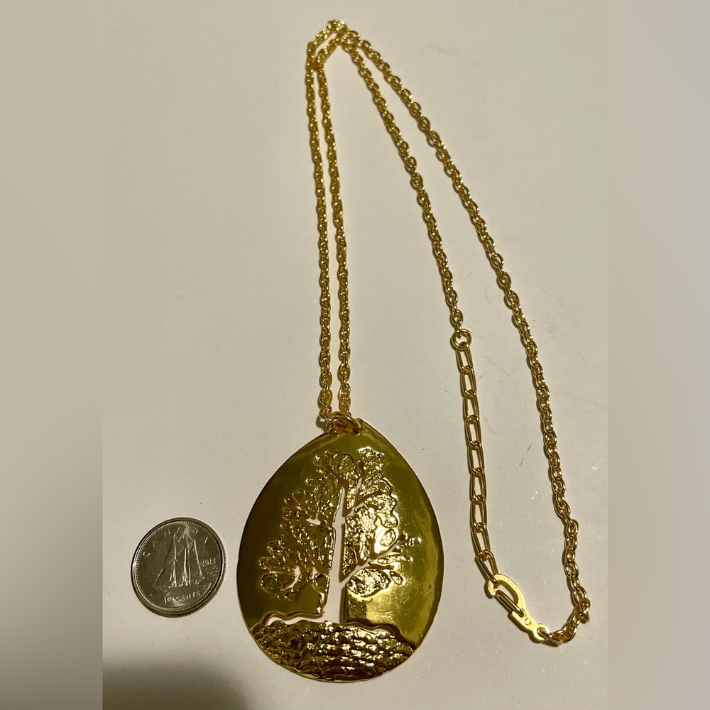 Tree Pendant Necklace Gold Tone Chain Jewelry